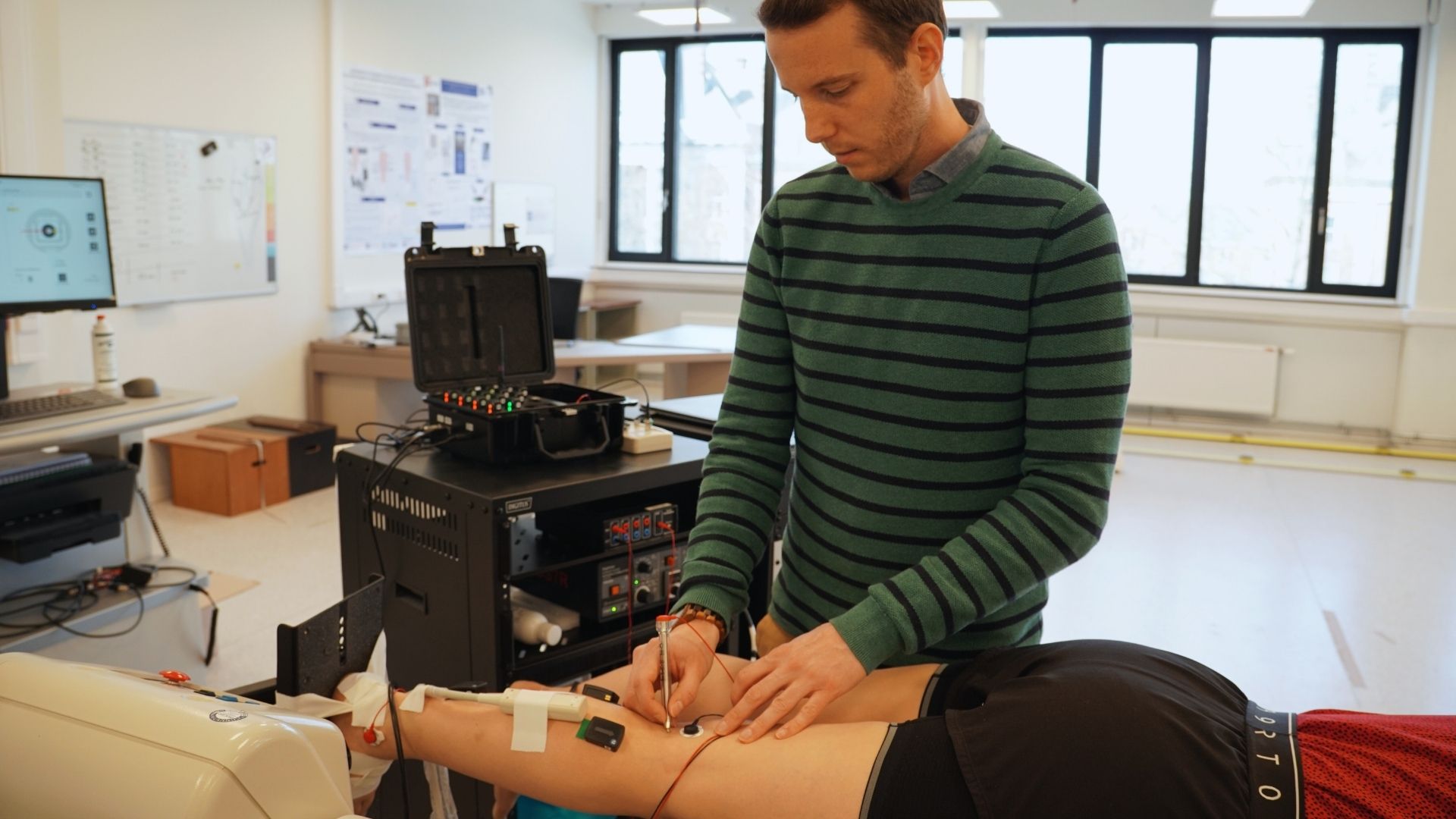 Jeroen Aeles aan het werk